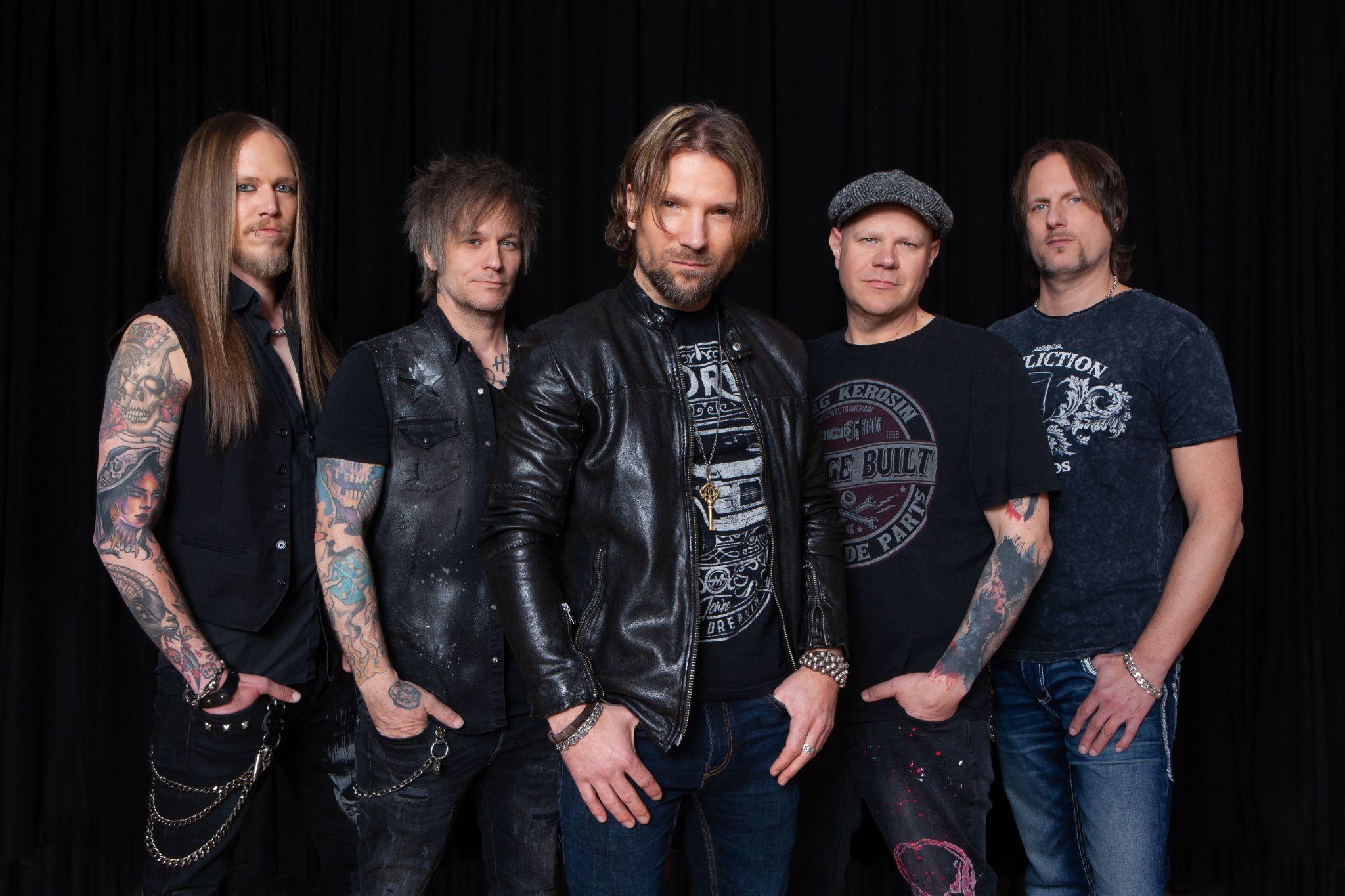 the new roses attracted to danger napalm records SLH agency sounds like hell productions credit photo Vera Friederich